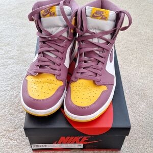 Nike Men's AIR JORDAN 1 Sneakers - M8.5/W10